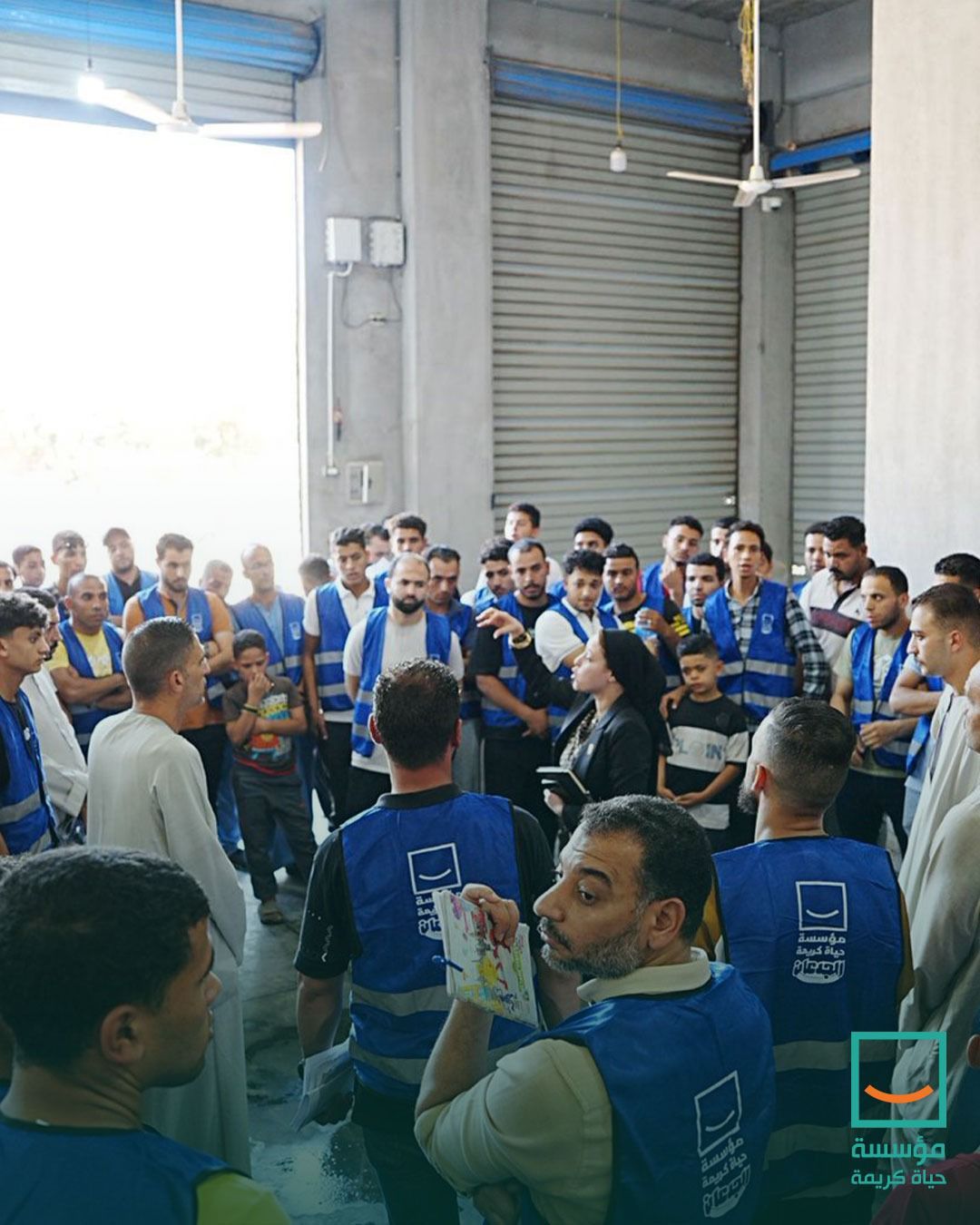 تنفيذًا لتوجيهات رئيس الجمهورية.."حياة كريمة" ووزارة التضامن تقدمان الدعم لأهالى ضحايا كفر السنابسة