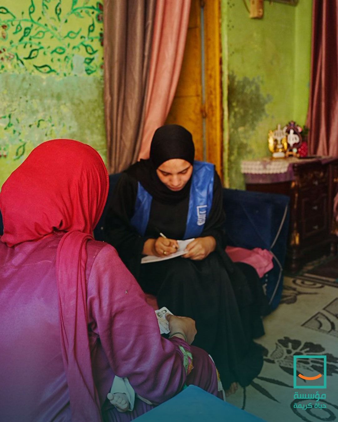 تنفيذًا لتوجيهات رئيس الجمهورية.."حياة كريمة" ووزارة التضامن تقدمان الدعم لأهالى ضحايا كفر السنابسة