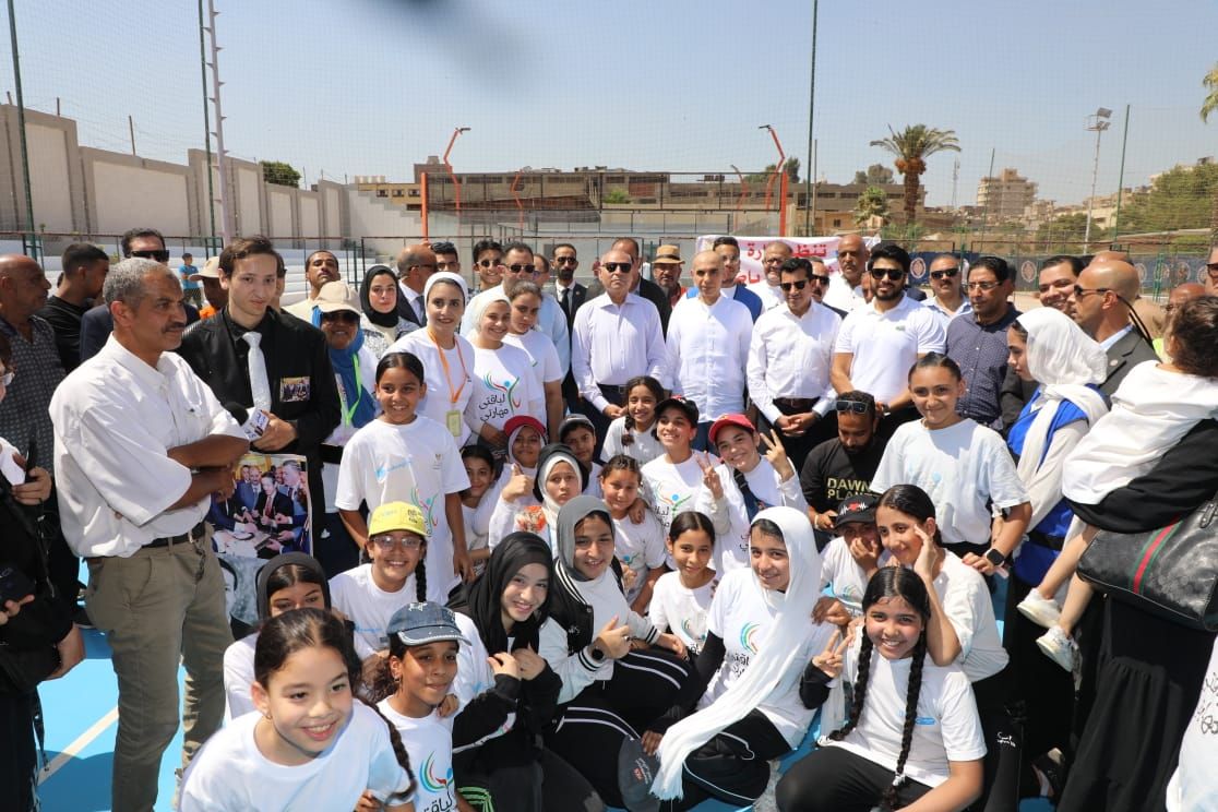 وزير الرياضة ومحافظ القاهرة يفتتحان منشآت رياضية جديدة.. صور