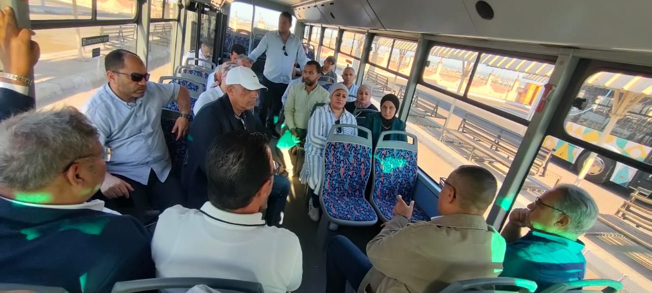 محلية النواب تتفقد موقف الأتوبيسات الكهربائية بشرم الشيخ