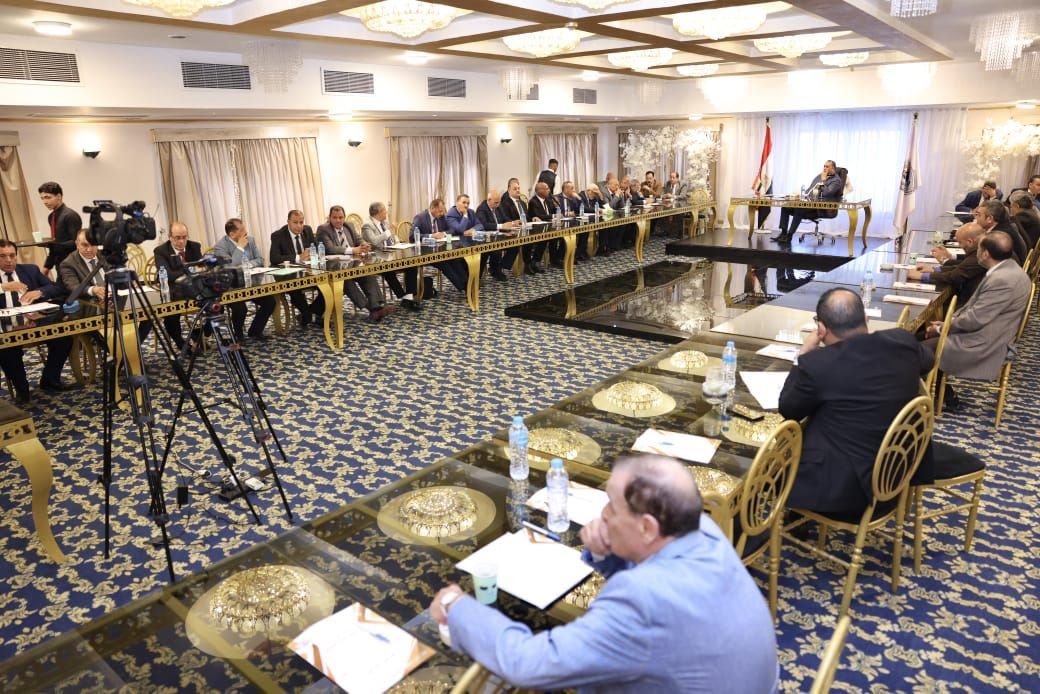 تفاصيل اجتماع نقيب المحامين بأعضاء مجلس النقابة العامة ونقباء الفرعيات