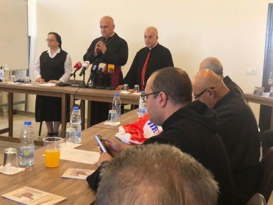 أبو كسم من دير الأحمر: انزعوا سلاح الإعلام الذي يُذكي الحروب واستعملوه بلطف ومحبة