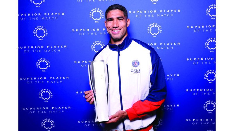 الامارات | أشرف حكيمي المرشح الباريسي الآخر لنيل الكرة الذهبية