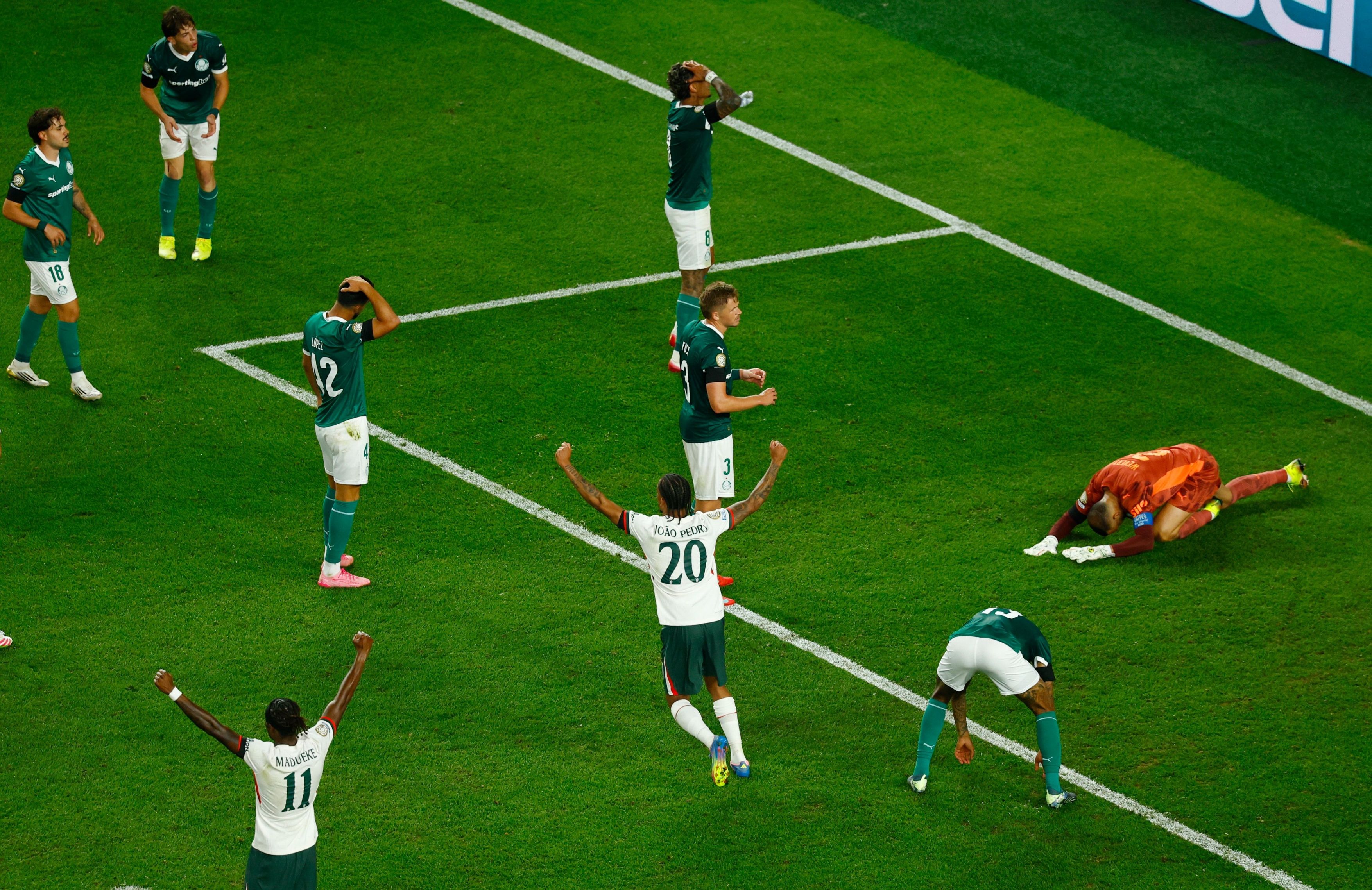 الامارات | تشيلسي يحجز مقعده في نصف نهائي كأس العالم للأندية