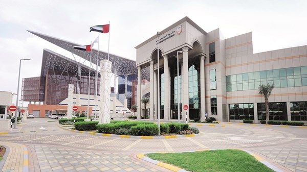 «قضاء أبوظبي» توظف الذكاء الاصطناعي لإنجاز معاملات الكاتب العدل والتوثيقات