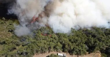 اندلاع حرائق واسعة فى غابات الساحل السورى.. صور