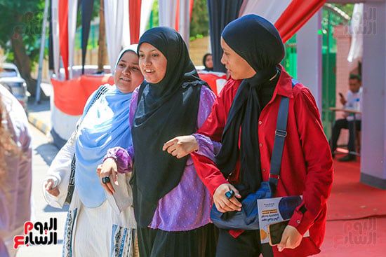 انتهاء امتحانات الجيولوجيا وعلم النفس لطلاب الثانوية نظام قديم بالجيزة