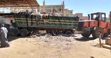 استجابة لما نشره ”الخليج 365”.. رفع تراكمات القمامة من محيط مقابر الحوامدية