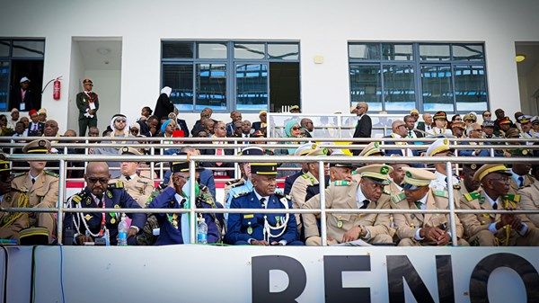 نيابة عن رئيس الدولة.. شخبوط بن نهيان يشارك في احتفال الذكرى الـ50 لاستقلال جمهورية القمر المتحدة