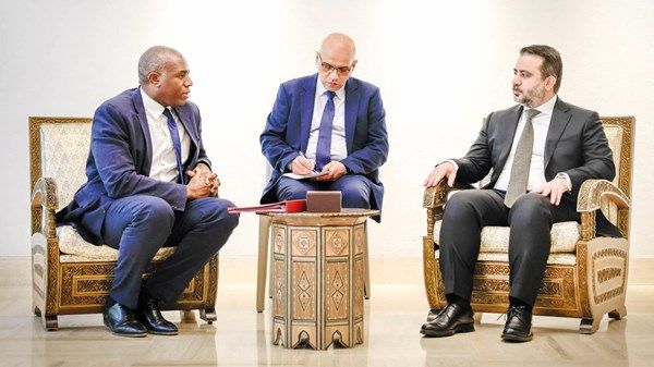 بريطانيا تعيد العلاقات الدبلوماسية مع سوريا