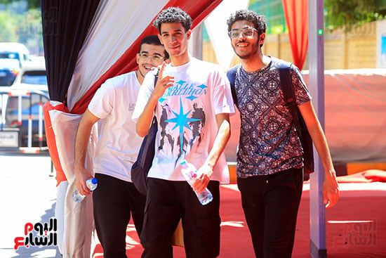 انتهاء امتحانات الجيولوجيا وعلم النفس لطلاب الثانوية نظام قديم بالجيزة