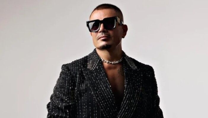 إطلالة عمرو دياب في غلاف "ابتدينا" بكلفة قصر.. المبلغ خيالي! - بالصورة