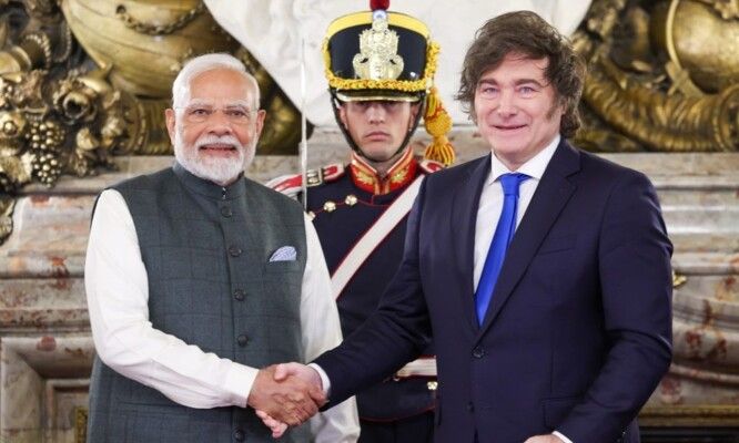 مودي التقى رئيس الأرجنتين بإطار السعي لتوسيع اتفاقية التجارة التفضيلية بين الهند و"ميركوسور"