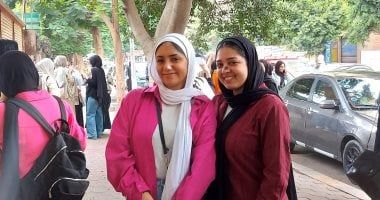 10 أسئلة فى امتحان الرياضيات البحتة من مراجعات الخليج 365.. فيديو