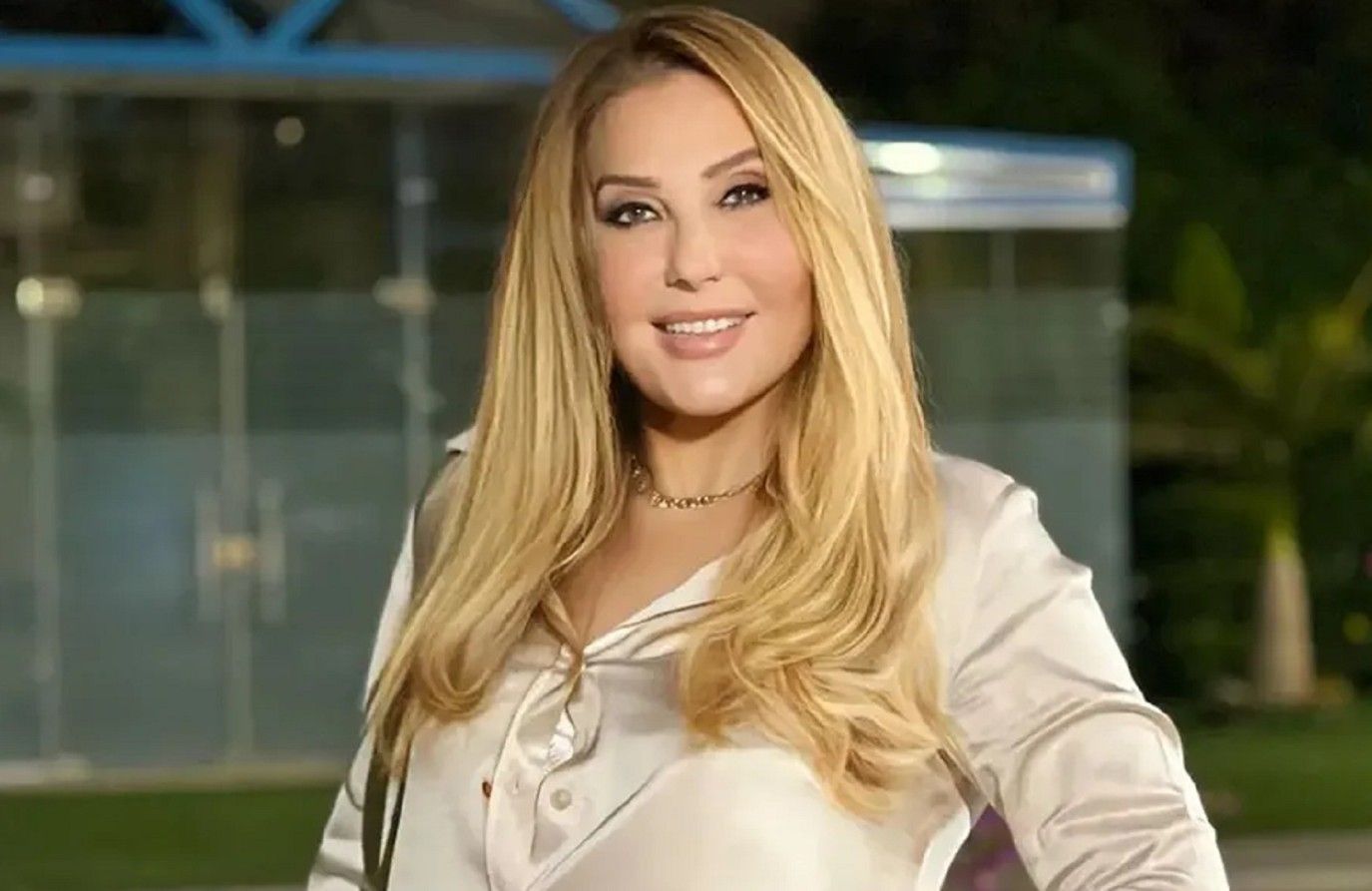 ماذا قالت نادية الجندي بعد تكريمها بجائزة نجوم الزمن الجميل؟