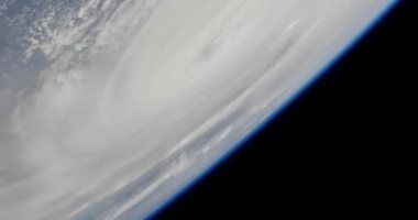 تكنولوجيا: رصد جسم نجمى غامض يندفع عبر نظامنا الشمسى.. قد يكون مركبة فضائية غريبة