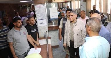 محافظ الجيزة يتفقد المركز التكنولوجى بمنشأة القناطر ويوجه بتيسير الإجراءات للمواطنين