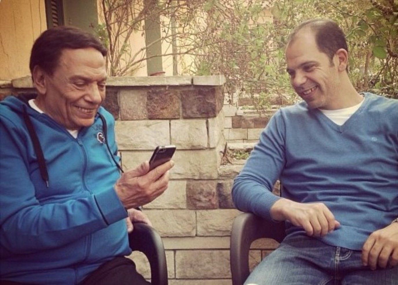 بعد 27 عامًا.. رامي إمام يحتفل بزواج ابنه على طريقة والده الزعيم عادل إمام