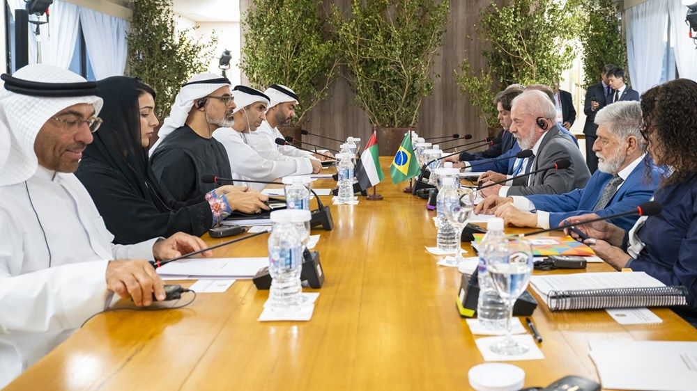 ولي عهد أبوظبي والرئيس البرازيلي يبحثان تعزيز العلاقات الثنائية