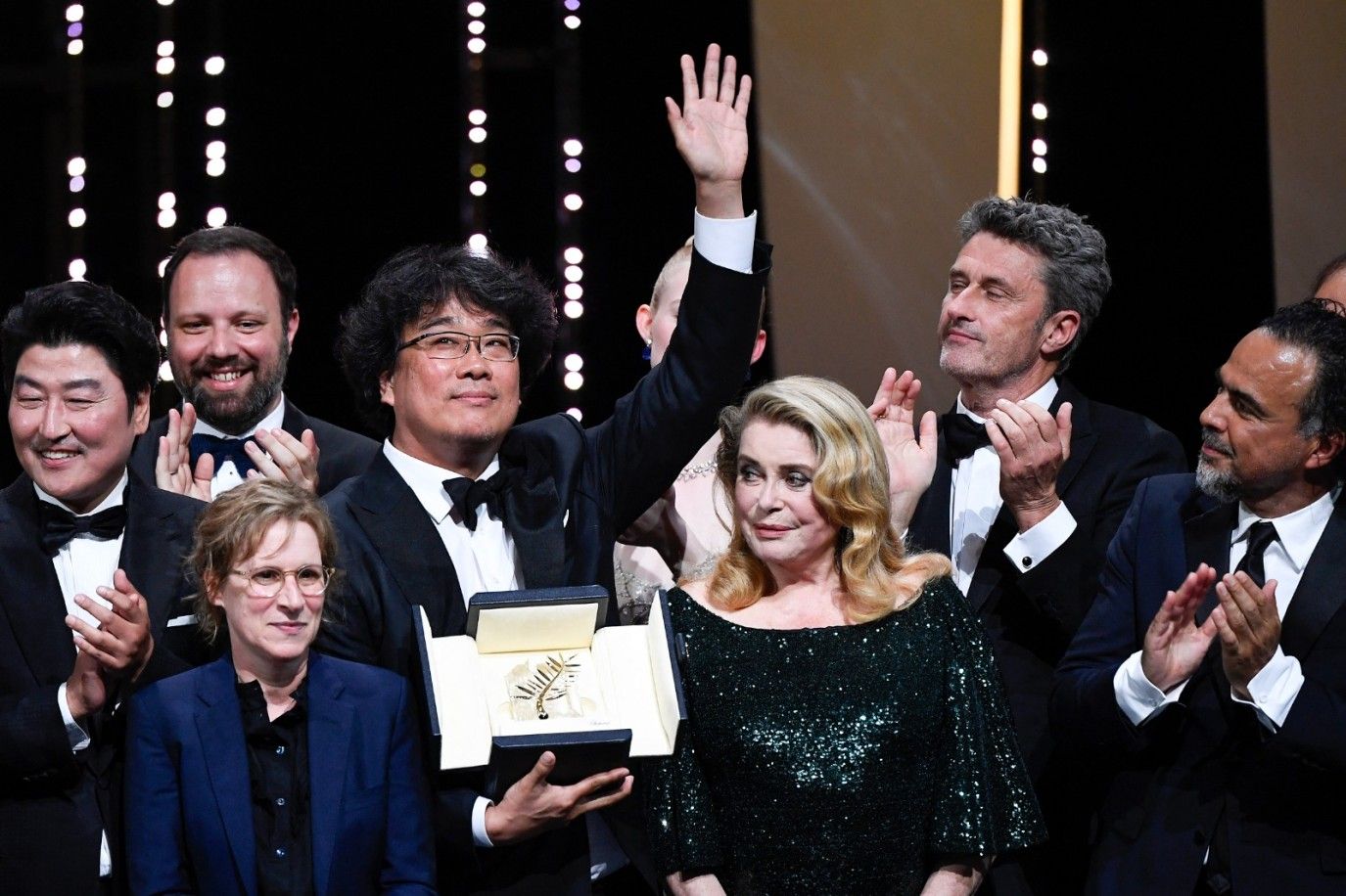 أفضل 100 فيلم عالمي في القرن الـ 21