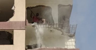 محافظ القاهرة: مستمرون في تنفيذ قرارات إزالة العقارات الآيلة للسقوط.. صور