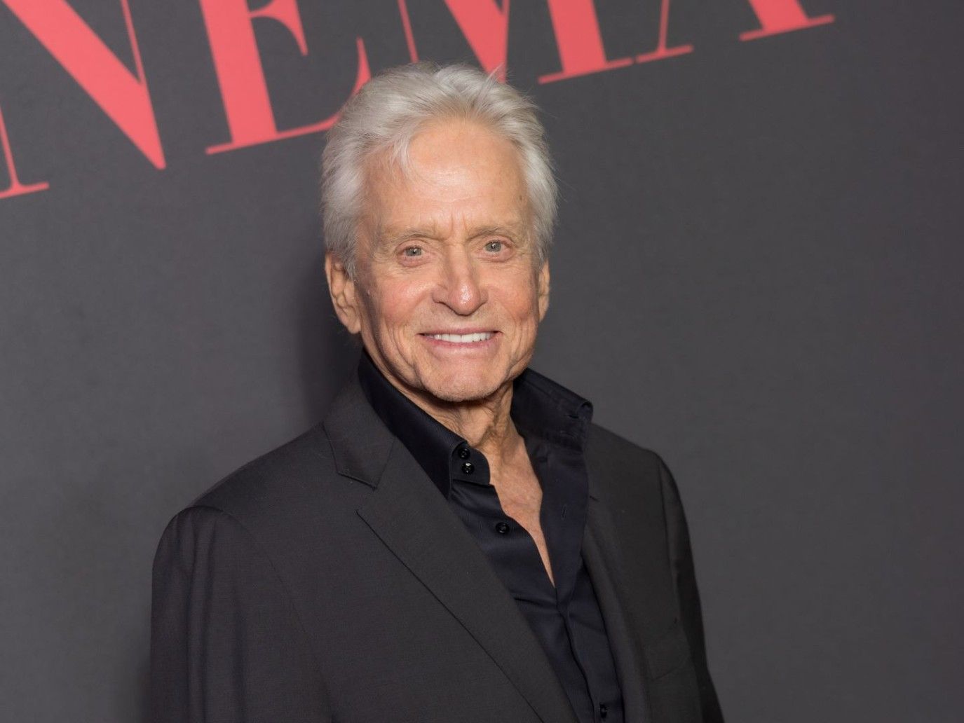 مايكل دوغلاس يُعلن ابتعاده عن التمثيل.. فهل ينوي الاعتزال؟