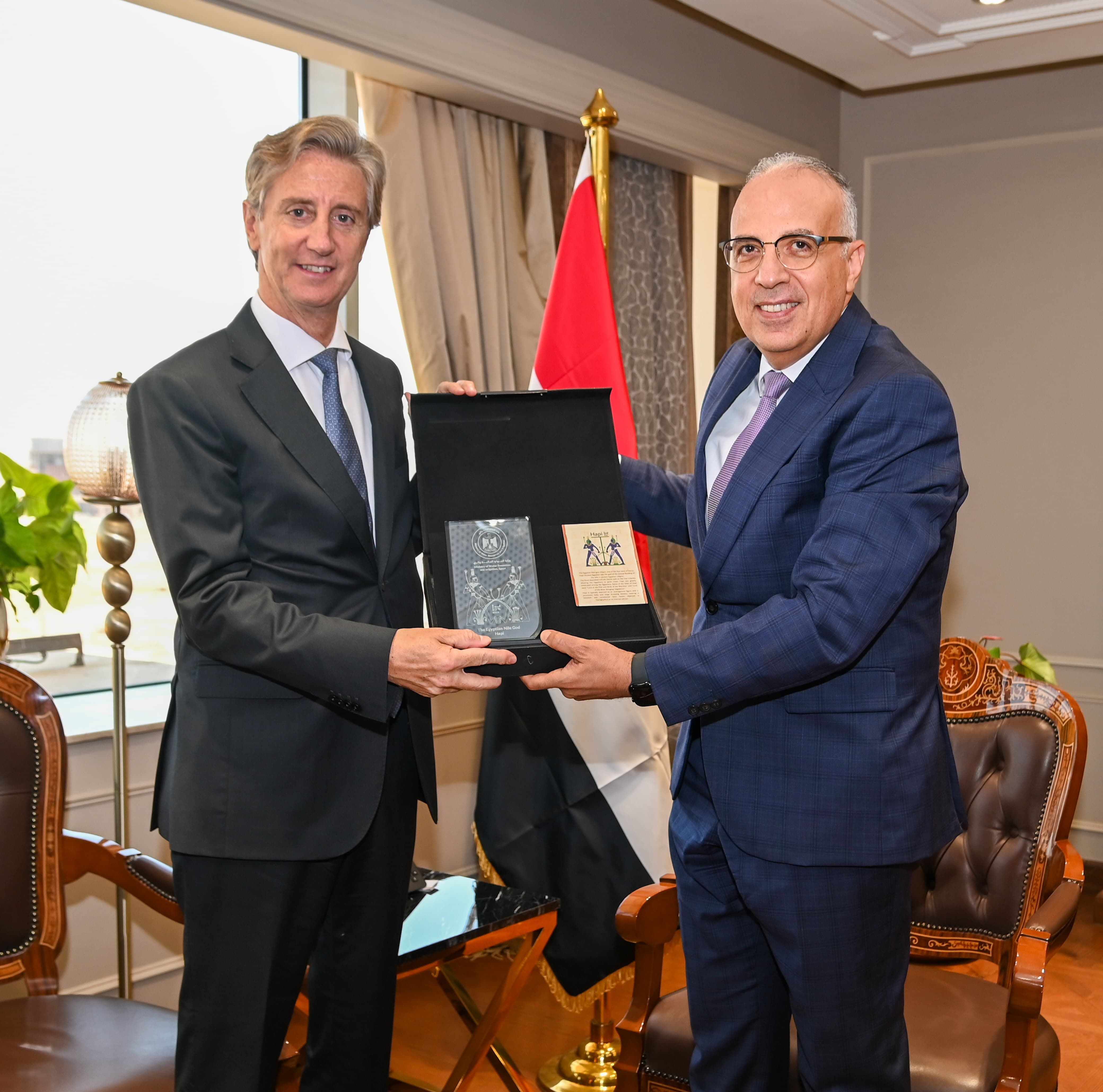 وزير الري يناقش مشروعات التكيف المناخى مع برنامج الأمم المتحدة الإنمائي