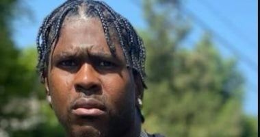 مغني الراب 4xtra يفقد إصبعين من يده في حادث مروع للألعاب النارية بعد مزاحه بها