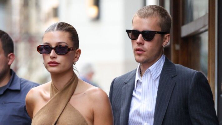 جاستن بيبر يثير التساؤلات حول طلاقه من هايلي بعد صوره الرومانسية مع شابة غامضة