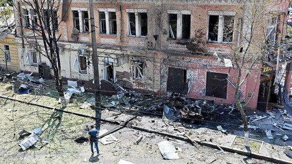 قتلى وجرحى في أوكرانيا جراء هجمات روسية