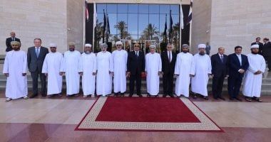 وزير العدل يستقبل وفدا قضائيا من سلطنة عُمان