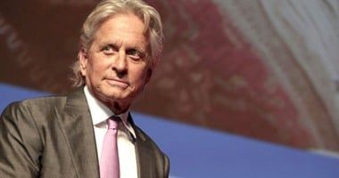 مايكل دوجلاس يتحدث عن مخاوفه حول الديمقراطية فى الولايات المتحدة