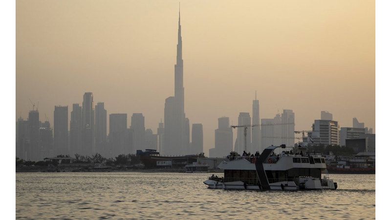 الامارات | جولة في الخور