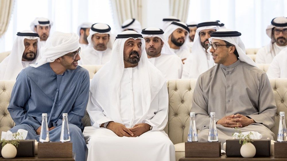 رئيس الدولة يستقبل محمد بن راشد