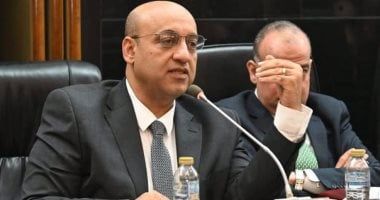 التعليم تكشف طريقة تغيير المسار الدراسى بالبكالوريا.. التفاصيل