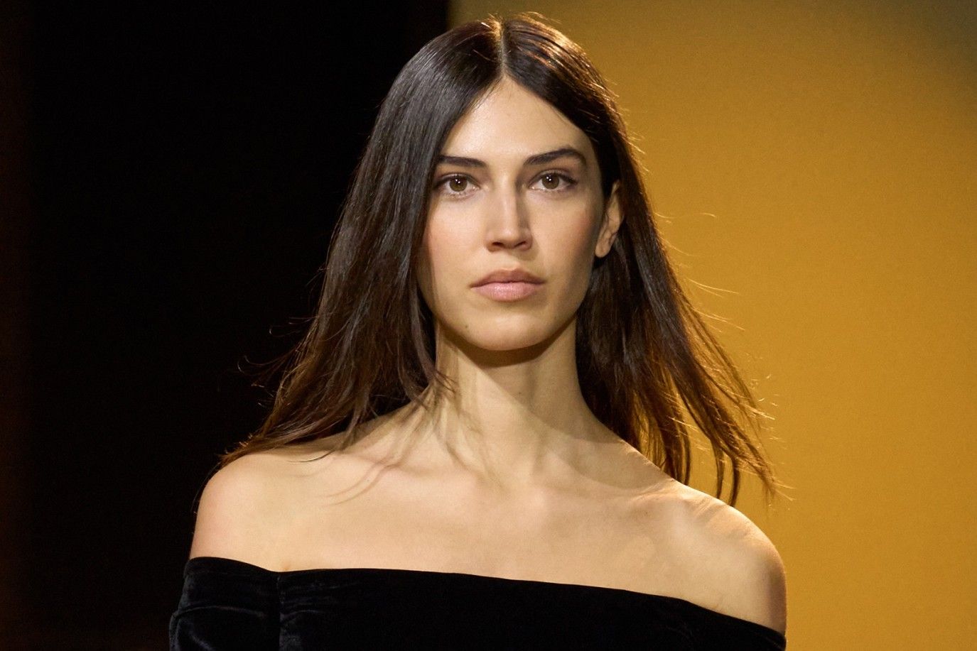 طريقة عمل ماسك الأرز للشعر: سرّ الجمال الآسيوي لشعر كثيف ولامع