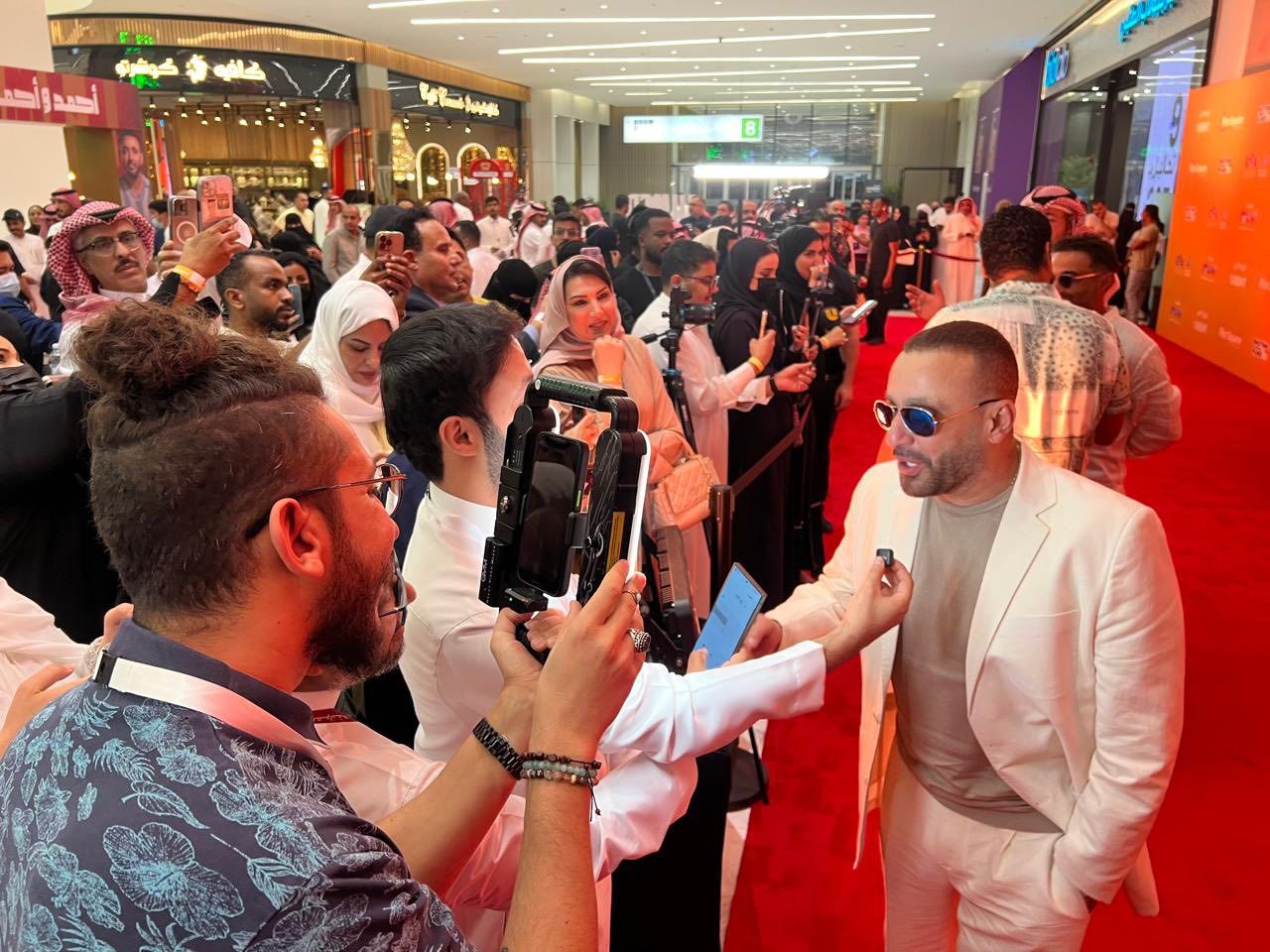 أحمد السقا بعد عرض أحمد وأحمد: الجمهور السعودى ذواق للفن المصري..صور