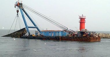 3 قتلى فى هجوم للحوثيين على سفينة شحن بالبحر الأحمر