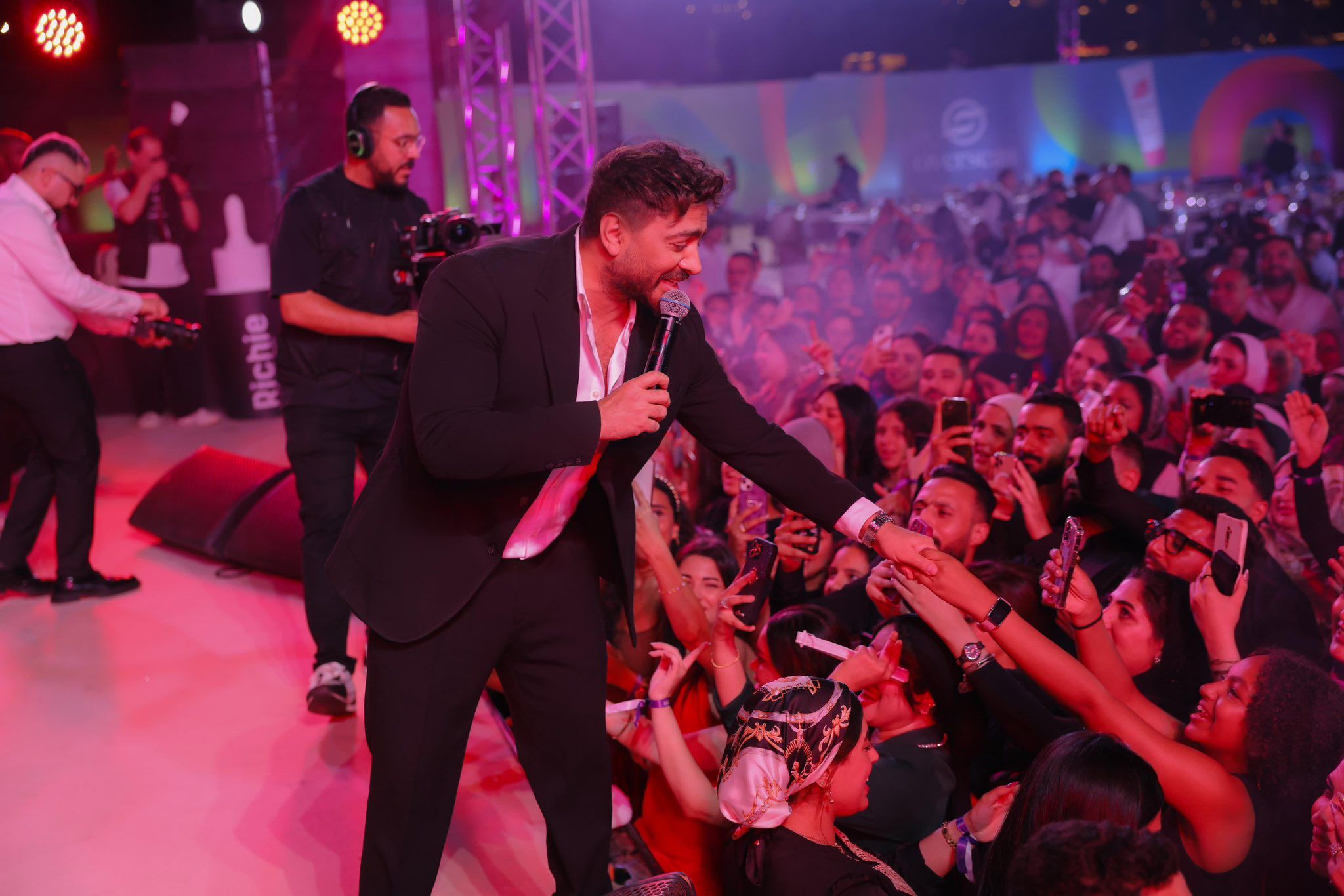 فيلم ريستارت لـ تامر حسنى يحصد 87.6 مليون جنيه خلال 6 أسابيع عرض