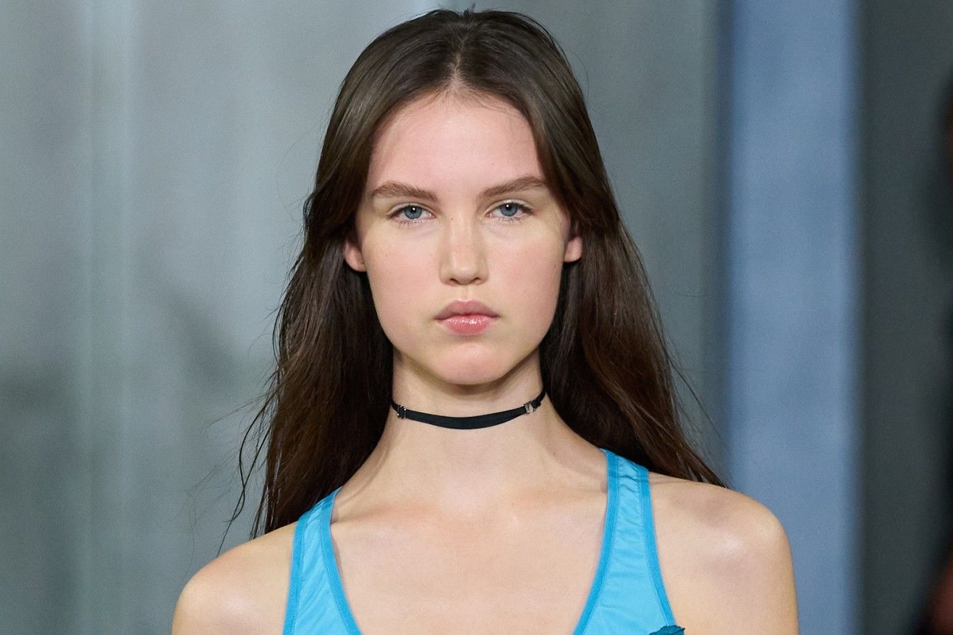 ماسك إكليل الجبل للشعر.. علاج طبيعي يُعيد القوة واللمعان من الجذور حتى الأطراف