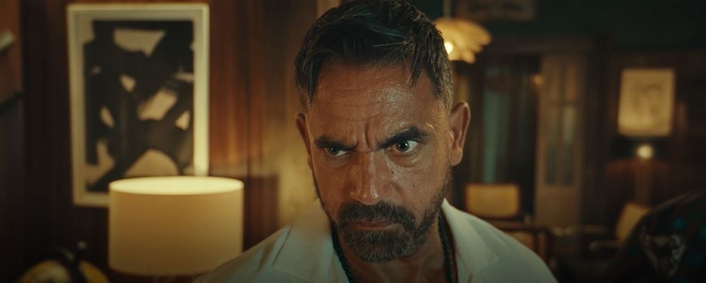 أمير كرارة يظهر بأكثر من شخصية فى تريللر فيلم "الشاطر".. صور