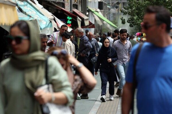 السفارة الروسية في طهران تستأنف عملها بعد تعليقه لثلاثة أسابيع