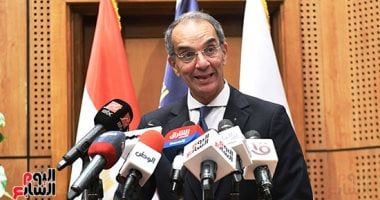 وزير الاتصالات يكشف سبب انتشار النيران بشكل سريع فى حريق سنترال رمسيس