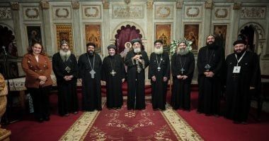 البابا تواضروس الثانى يلتقى أعضاء هيئة تدريس الكلية الإكليريكية بالإسكندرية