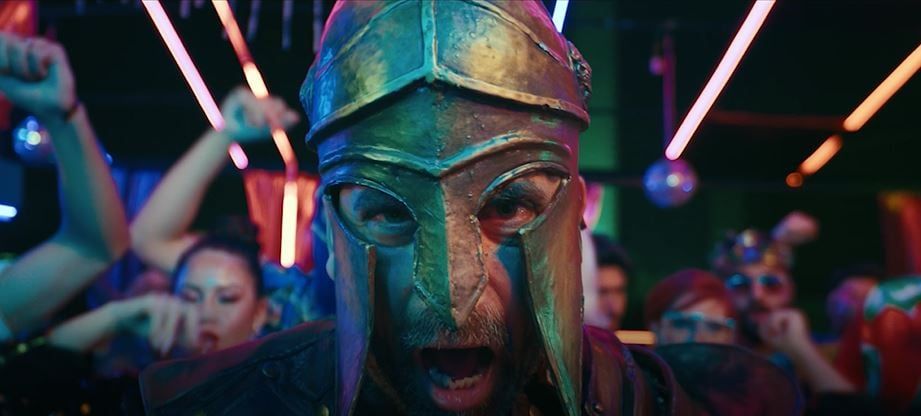 أمير كرارة يظهر بأكثر من شخصية فى تريللر فيلم "الشاطر".. صور