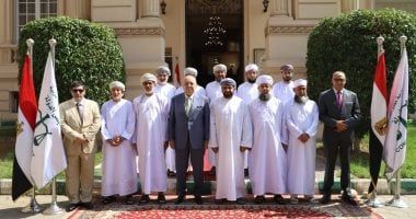 رئيس مجلس الدولة يستقبل وفدا عمانيا للاطلاع على جهود التحول الرقمى