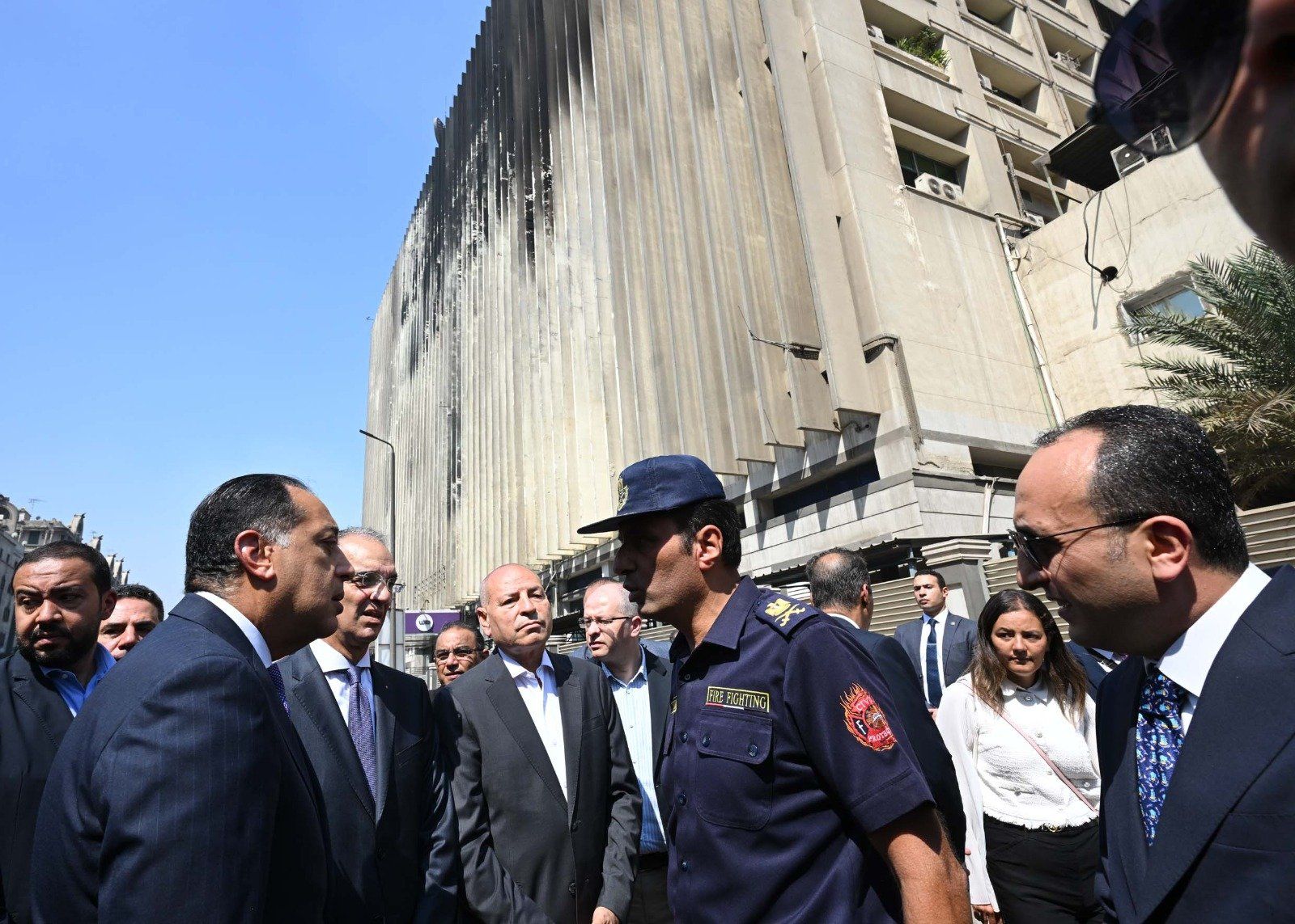 رئيس الوزراء يشدد على التأكد من السلامة الإنشائية لمبنى سنترال رمسيس