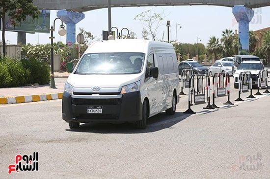 أشرف زكى وريهام حجاج والسعدنى فى جنازة المخرج سامح عبد العزيز