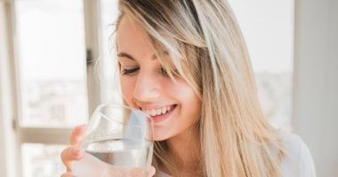 حتى لو مش عطشان.. 12 حالة تلزم شرب المياه فورا