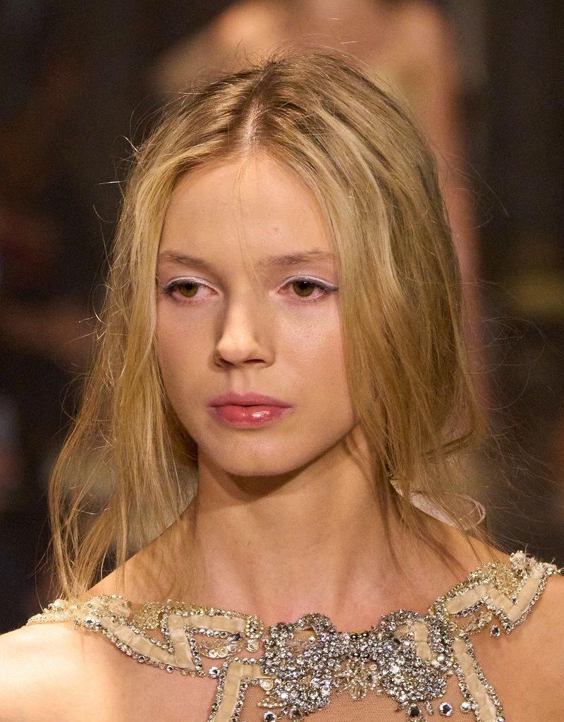 صيحات شعر مبتكرة في اليوم الثالث من عروض الهوت كوتور 2025-2026